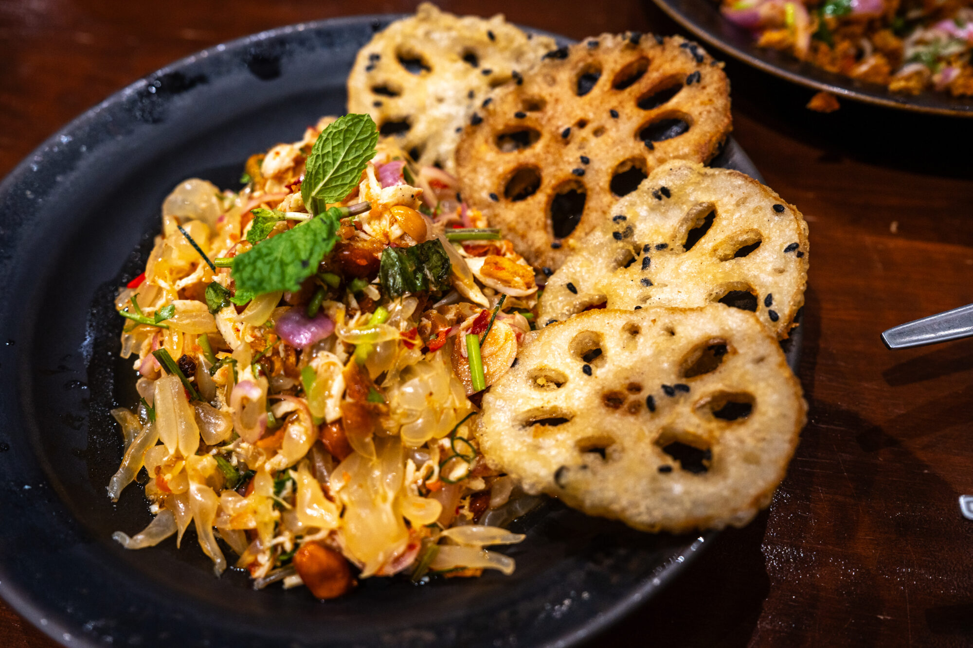 ยำส้มโอรากบัวทอด - Spicy Pomelo Salad with Crispy Fried Lotus Root