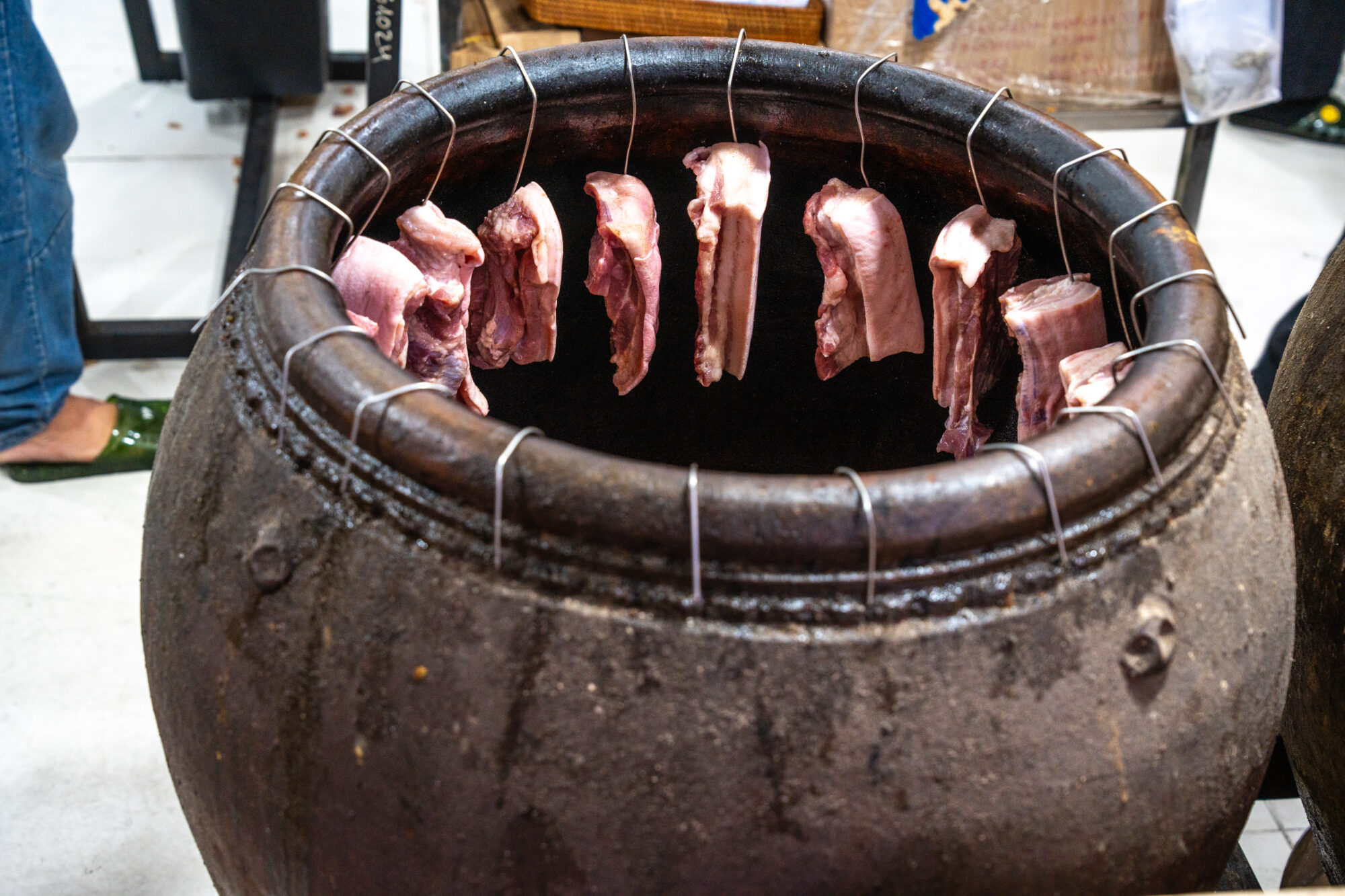 Heo nướng lu Ông phú Đạt